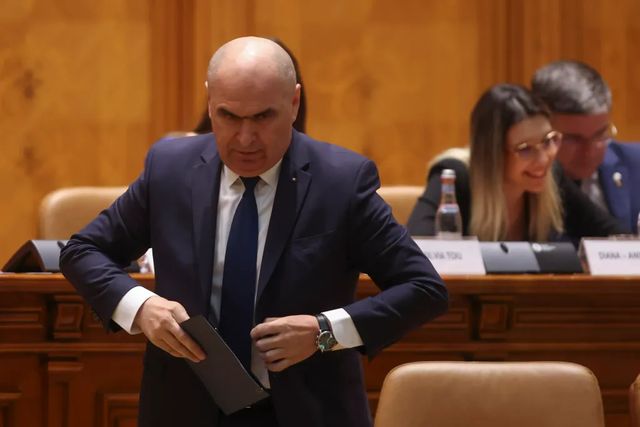 Ilie Bolojan, în plenul Parlamentului: “Nu ne vindem companiile, le mulgem noi”