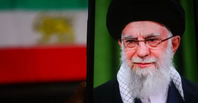 Íránský nejvyšší duchovní vůdce Chameneí je mrtvý, tvrdí Izrael
