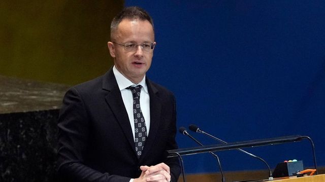 Szijjártó Péter: Magyarország és Kirgizisztán továbbfejleszti kölcsönösen előnyös együttműködését