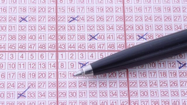 Loto 6/49 de duminică, 4 ianuarie: Numerele câștigătoare și premiile puse în joc