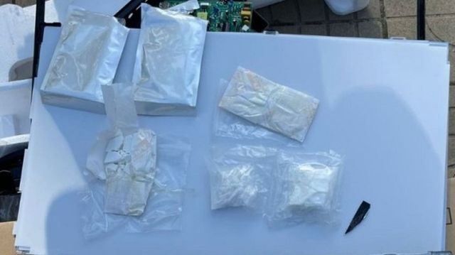 Organizatorul contrabandei cu cocaină ascunsă într-un televizor a fost trimis în judecată