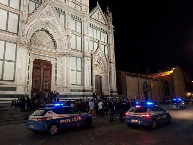 'Violentata in centro a Firenze nella notte di Halloween'