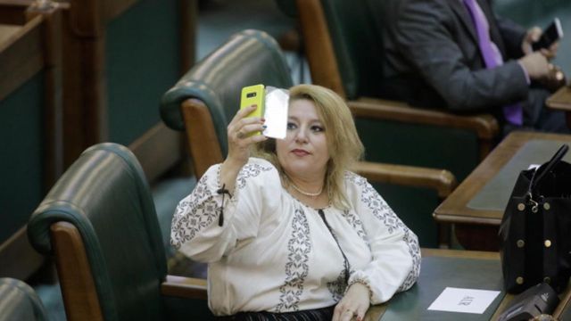 Senatoarea Diana Șoșoacă anunță că s-a înscris într-un partid nou înființat