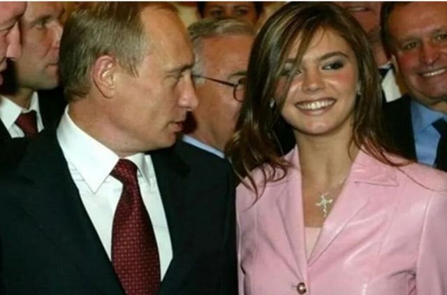 Alina Kabaeva, sub sancțiunile Marii Britanii impuse persoanelor apropiate lui Putin