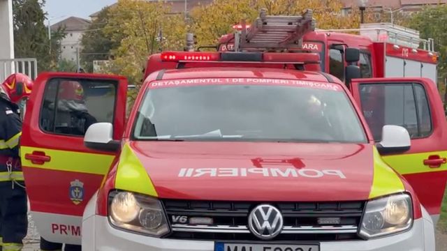 Alertă de incendiu la Spitalul Județean din Timișoara. Zeci de pompieri au intervenit