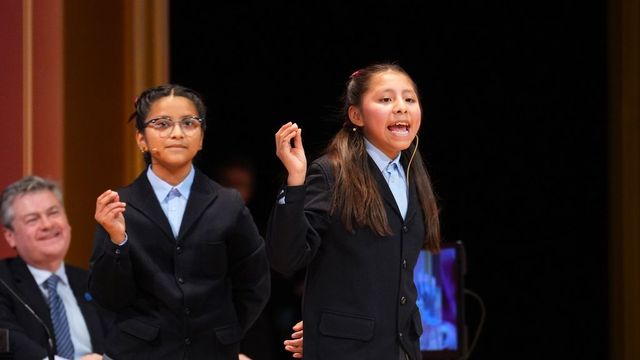 79432, el Gordo de Navidad se va a León y Madrid