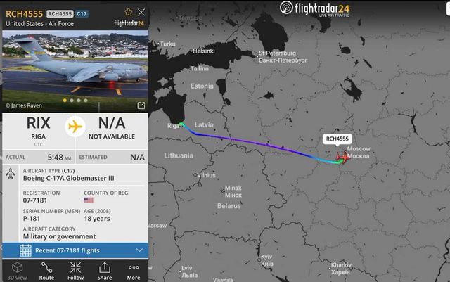 Russia, avvistato nei cieli di Mosca un aereo militare statunitense