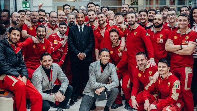 Hamilton in Ferrari, i primi video di Lewis sulla Rossa