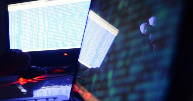 Danemarca, sub asalt cibernetic: hackeri proruși lovesc instituții și companie de apărare