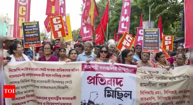 SC Issues Notice To Centre, 9 States In Plea Against Alleged Detention Of Migrant Workers, Bangladeshi Immigrants