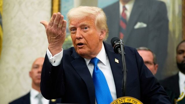 Trump reinstates Hormuz blockade on Iran, plans toll on ships
