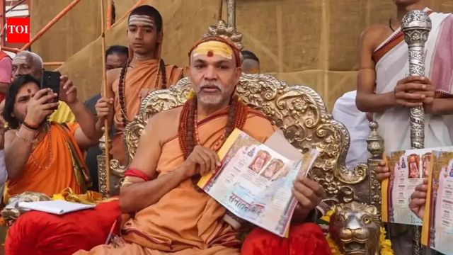 Sexual harassment case: HC grants anticipatory bail to Avimukteshwaranand, disciple