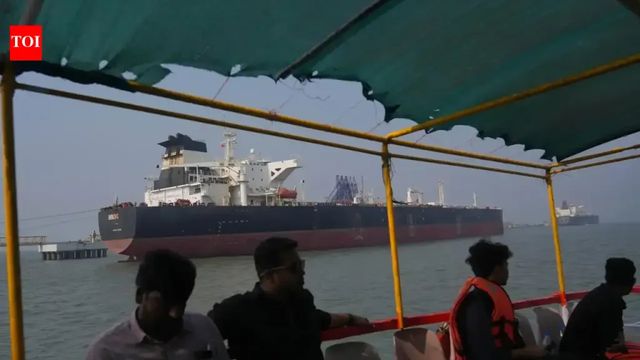 Fully-loaded Kuwaiti tanker attacked by Iran near Dubai, oil spill feared