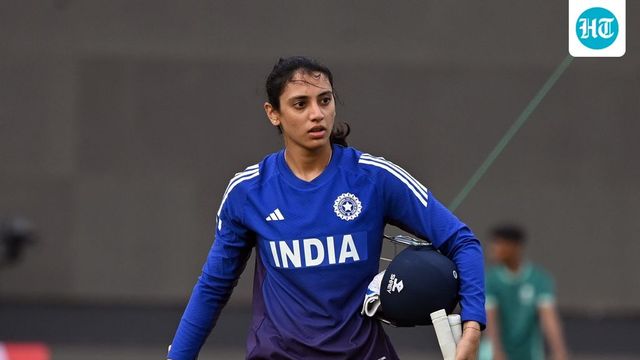 Smriti Mandhana makes first public appearance after calling off wedding with Palash Muchhal