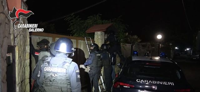 Importavano cocaina dal Sudamerica, 14 arresti a Salerno