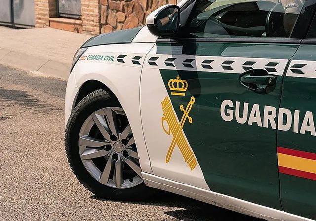En prisión un hombre acusado de apuñalar con un destornillador a una madre y a su hija en Canarias