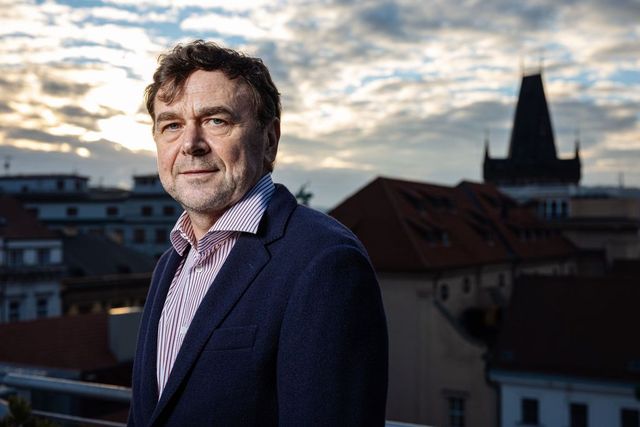 Miliardář Tykač koupí od Kaprainu polovinu mediálního domu Mafra