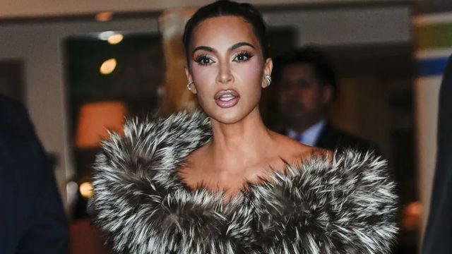 Kim Kardashian a ChatGPT-t hibáztatja a bukásaiért – szexi képek