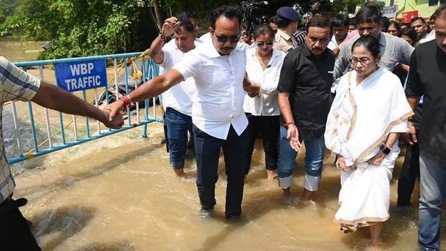 Bengal floods: Mamata writes to PM, threatens to sever ties with DVC