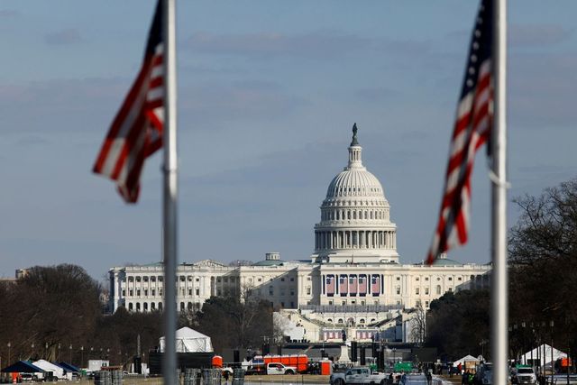Noul plan al lui Trump: evacuarea persoanelor fără adăpost din Washington