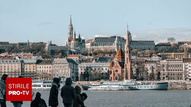 Premierul Ungariei, Viktor Orban, anunță că Ungaria și-a ridicat nivelul de alertă antiteroristă cu o treaptă