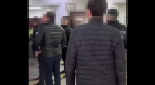 Percheziții la o bancă din Chișinău într-un dosar de scurgere de informații confidențiale