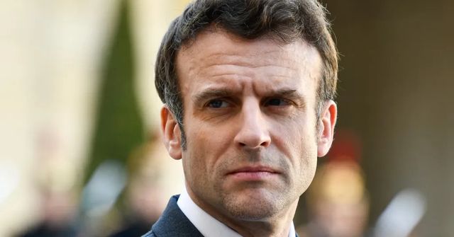 Útok na Írán porušil mezinárodní právo, odpovědnost ale nese Teherán, řekl Macron