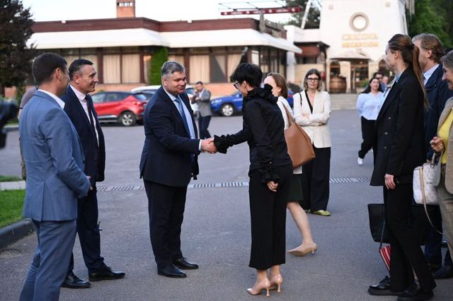 Marta Kos: Uniunea Europeană va contribui la modernizarea a încă 20 de școli din Moldova
