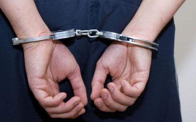 Arest de 30 de zile pentru tatăl vitreg al fetei de 11 ani care a născut recent