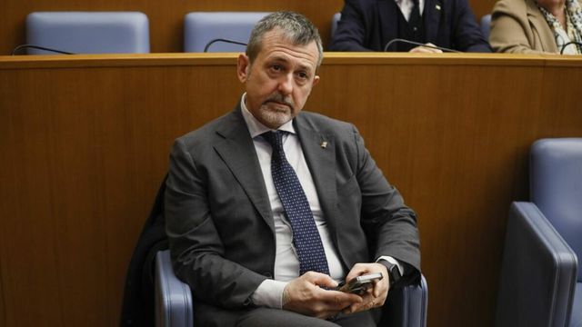 Caso Delmastro, Lo Voi scrive a presidente Camera su chat tra ex sottosegretario e Caroccia