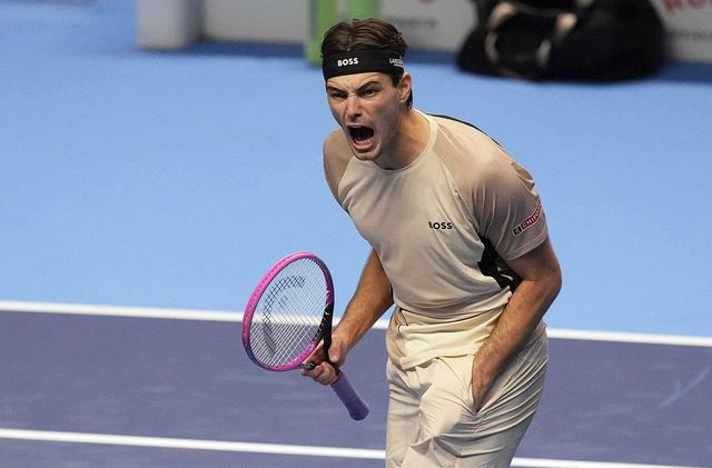 Fritz i Sinner začali Turnaj mistrů výhrami, náhradník za Djokoviče nestačil