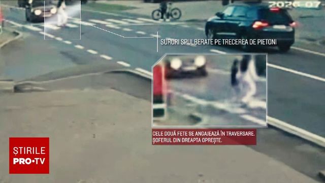 Momentul în care cele două fete de 9 și 16 ani sunt lovite de o mașină pe trecerea de pietoni, în Bușteni