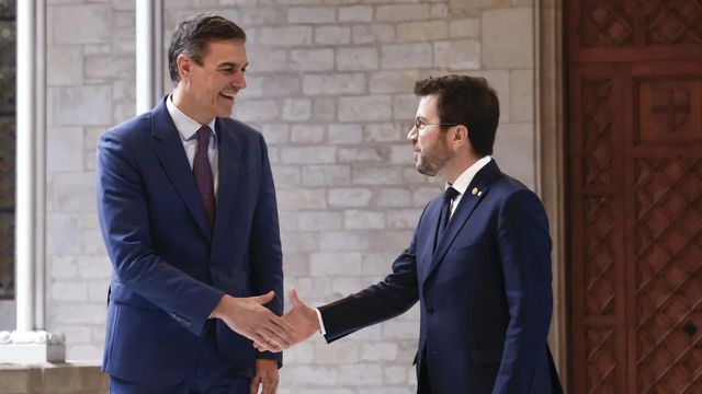 Pedro Sánchez se reúne con Aragonès en una semana clave para la investidura de Illa