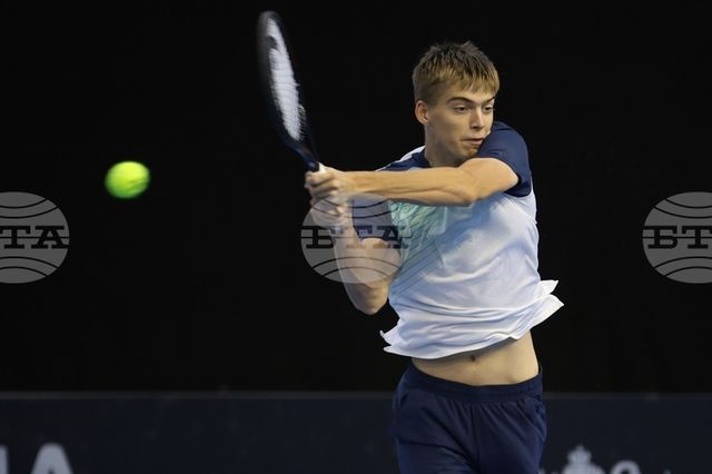 Нестеров се класира за четвъртфиналите на сингъл на турнир по тенис в Бахрейн