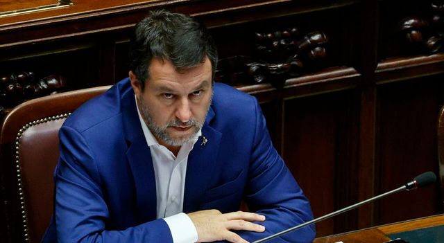 Salvini: 15 scioperi a dicembre, sono pronto a intervenire ancora