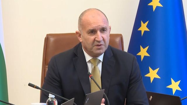 Затягаме митническия контрол, а контрабандата става тежко престъпление, обяви премиерът Румен Радев