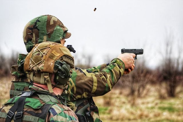 Un militar al Armatei Naționale s-a rănit cu arma din dotare