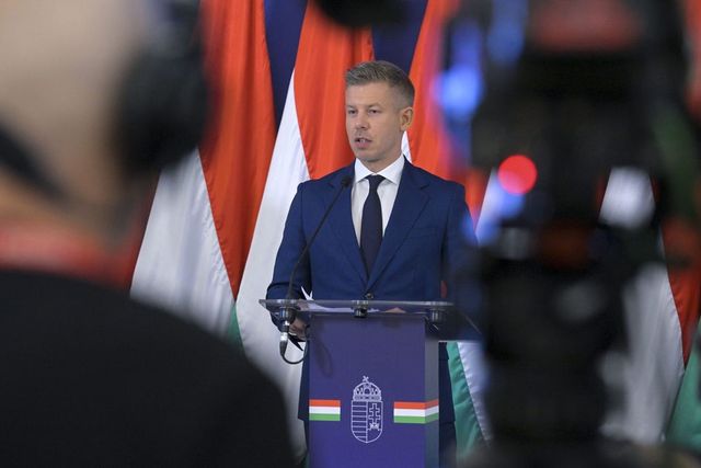 Fontos bejelentést tett Magyar Péter a hőhullámmal kapcsolatban