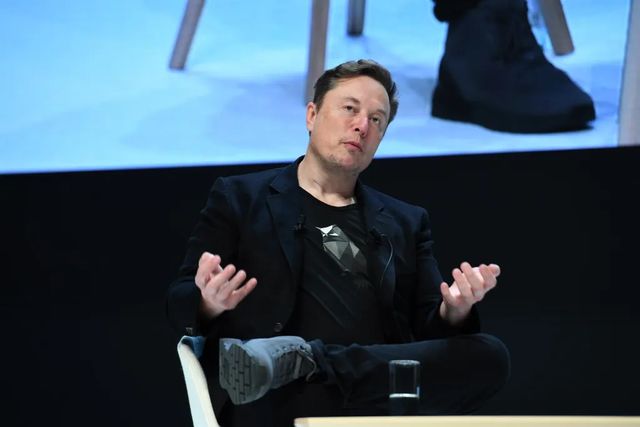 Elon Musk a lucrat ilegal în Statele Unite pentru scurt timp, atunci când și-a lansat cariera în afaceri - Washington Post