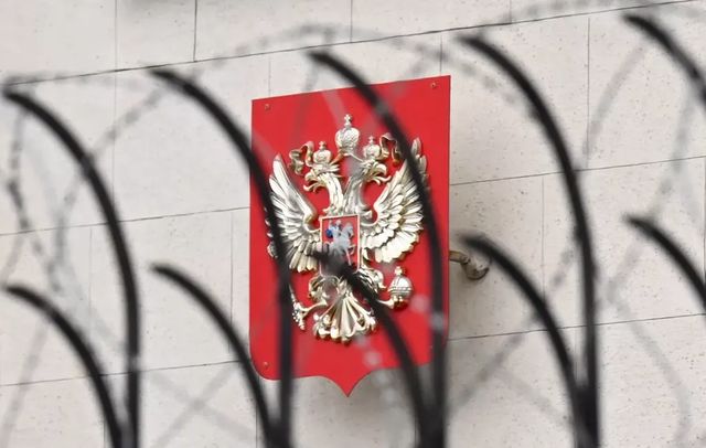 Bulgaria va expulza 70 de membri ai personalului diplomatic rus pentru spionaj
