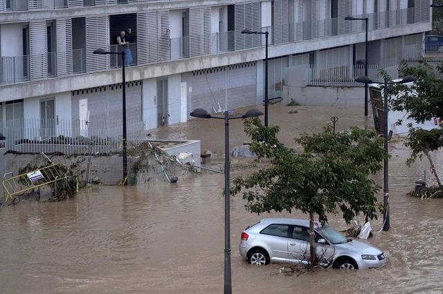 Almeno 13 morti in Spagna per piogge torrenziali