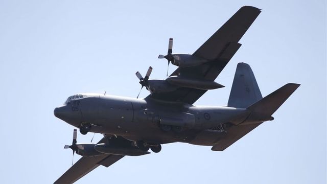 Американски военнотранспортен самолет кацна в Москва