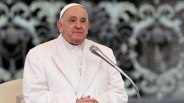 Ferenc pápa az abortuszt és a béranyaságot is az emberi méltóság elleni bűntettnek nevezte