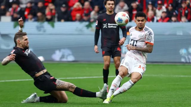 Schick nahrál na gól Leverkusenu při remíze s oslabeným Bayernem