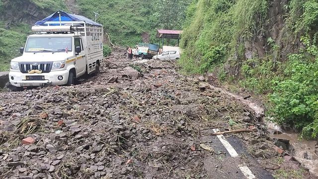 Cloudburst hits village in Himachal Pradesh’s Bilaspur, 10 vehicles buried under debris, farms damaged