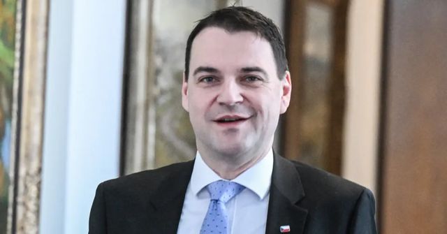 Babiš nezvažuje Macinkovo odvolání, spolupráce s ním je výborná, řekl