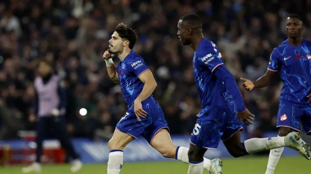 Chelsea y Arsenal se neutralizan en un derbi que les deja insatisfechos