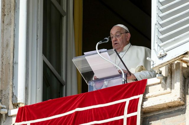 Il Papa, vergognosa incapacità della comunità internazionale