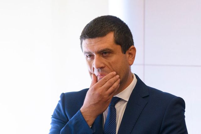 Radu Miruță: La Avioane Craiova s-a întâlnit un prost cu un deștept