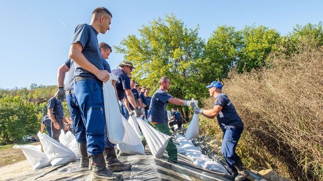 Árvízi védekezés: a brüsszeli támogatás feltételekhez kötött